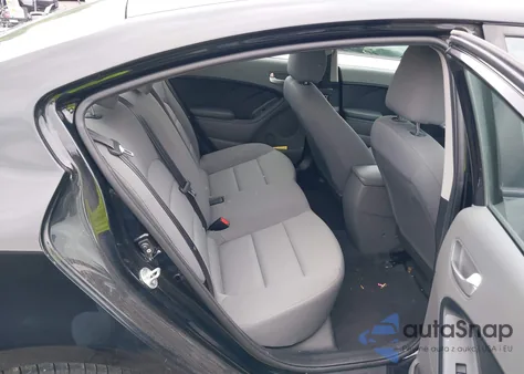 2017 Kia Forte Lx из США, поврежденный, VIN 3KPFK4A77HE127841